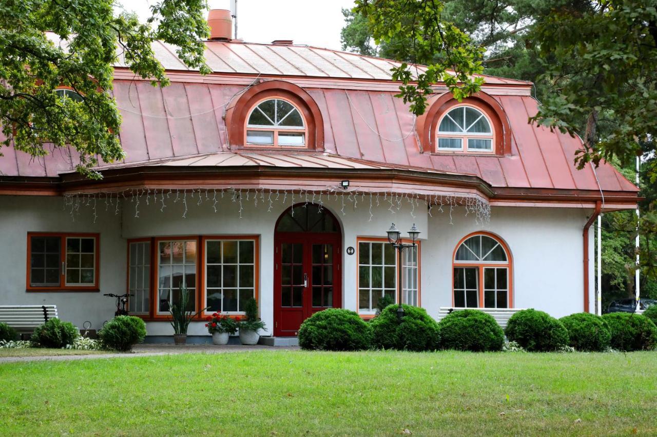 Saka Manor Ξενοδοχείο Εξωτερικό φωτογραφία