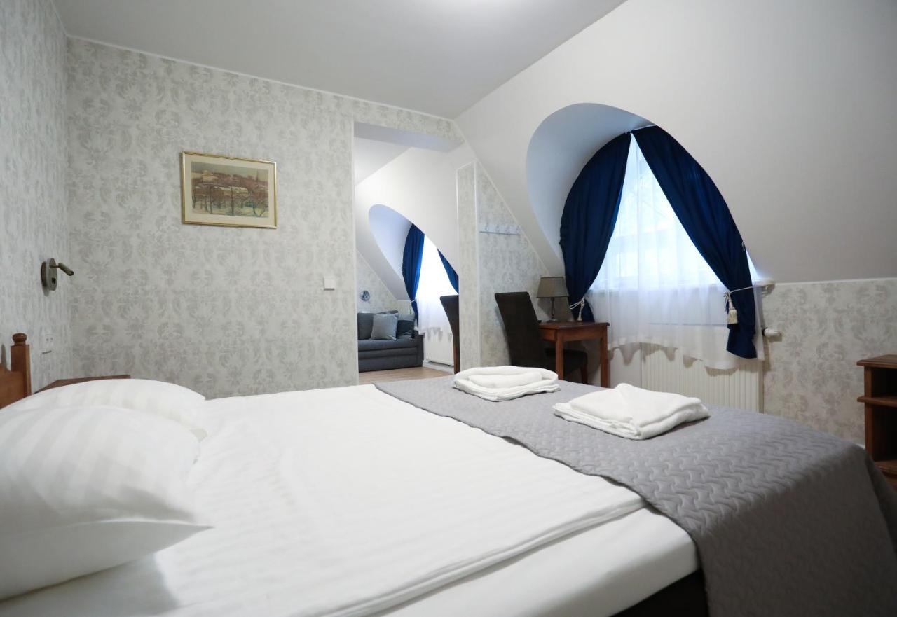 Saka Manor Ξενοδοχείο Εξωτερικό φωτογραφία